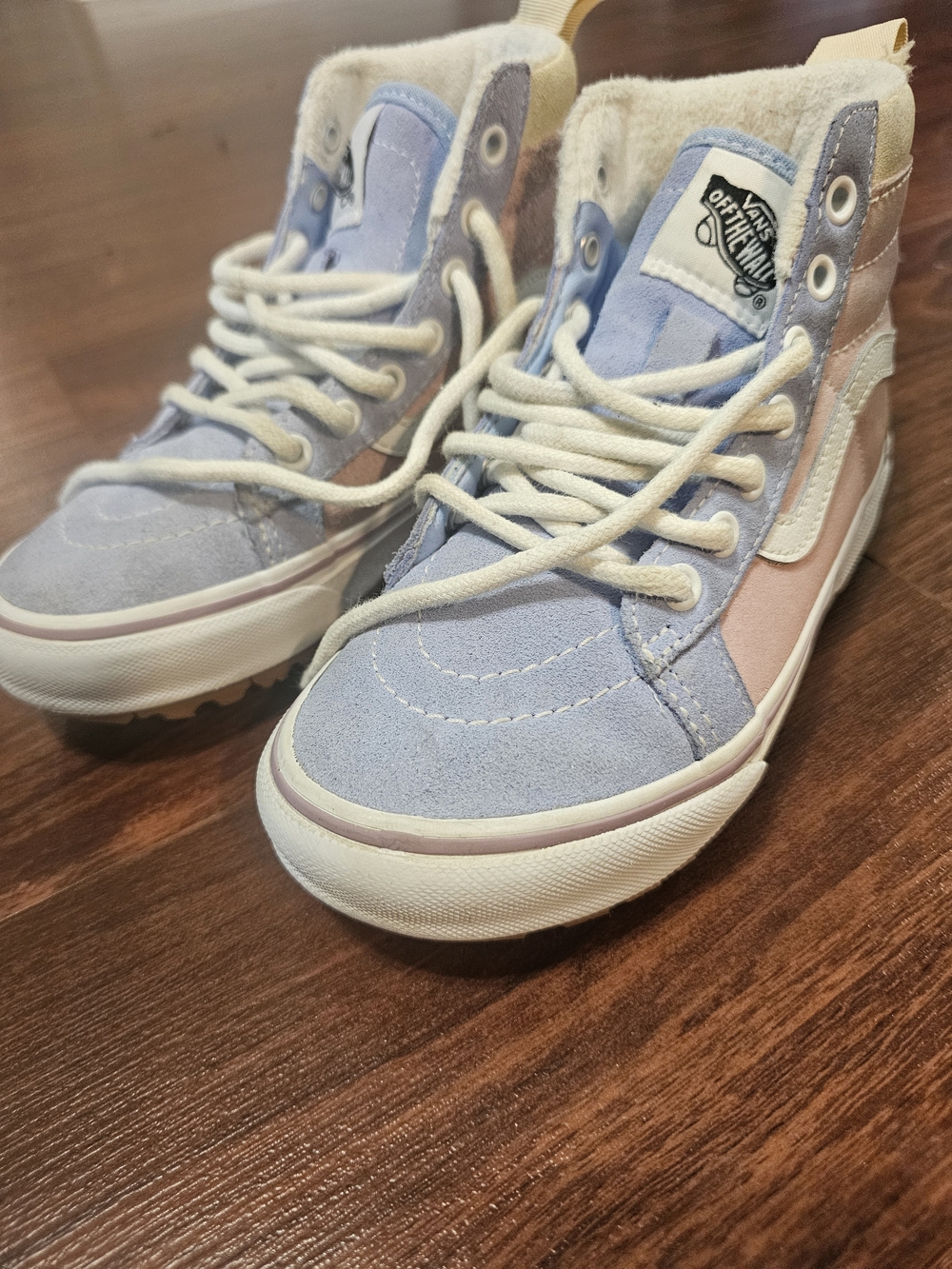 Vans Kids High-Top Suede Sneakers in Light Blue and Pink